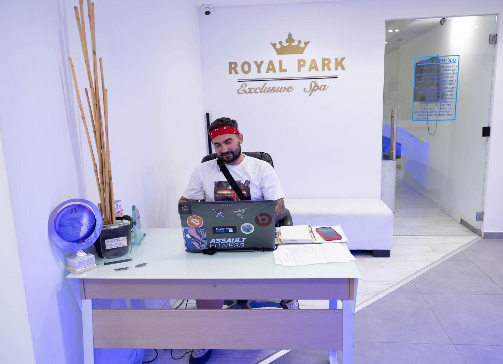 Fisharent Luxury Royal Park Suites Eilat Bagian luar foto